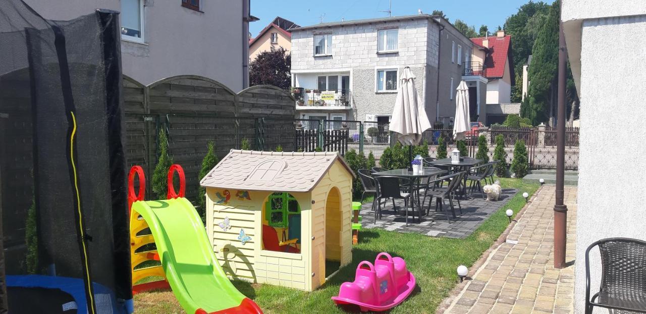 Pokoje Goscinne Galeon W Darlowku Ujście-Darłowskie Dış mekan fotoğraf