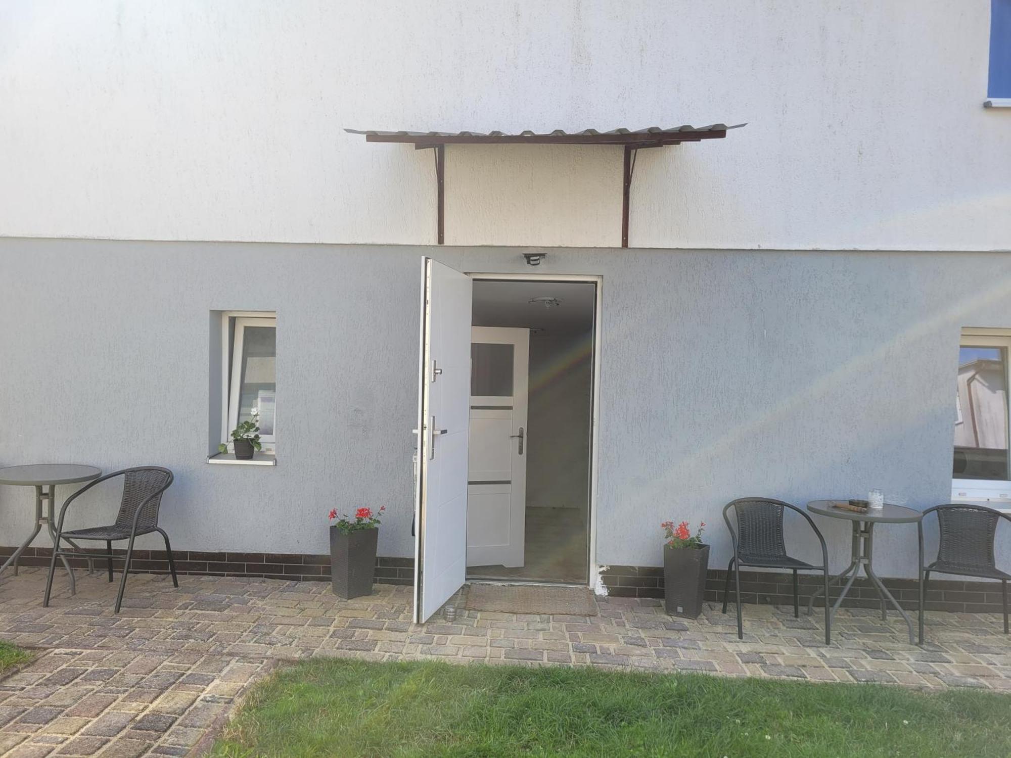 Pokoje Goscinne Galeon W Darlowku Ujście-Darłowskie Dış mekan fotoğraf